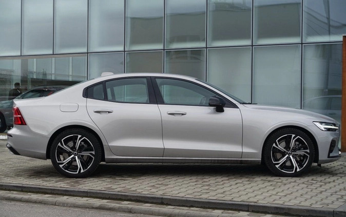 Volvo S60 cena 209900 przebieg: 6000, rok produkcji 2023 z Kolno małe 137